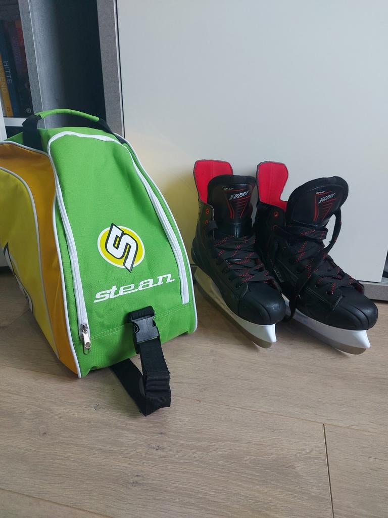 Graf schaatsen maat 43 ,2x gebruikt  + tas, Ophalen of Verzenden, Zo goed als nieuw, Schaatsen