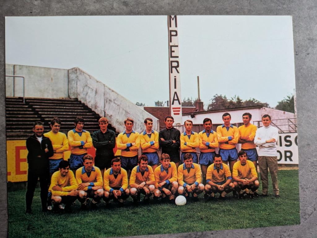 VOETBAL TEAM ST TRUIDEN 1970 POSTKAART XXL 24X18CM, Verzenden