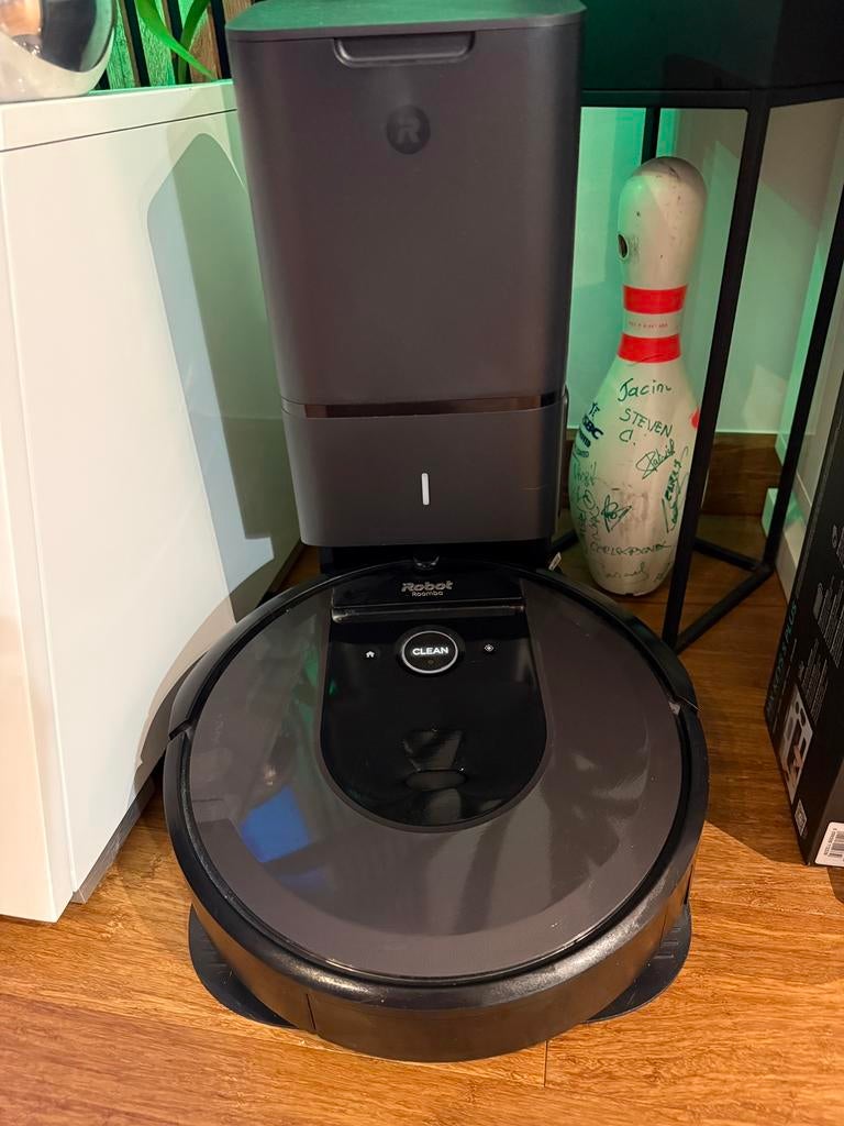 IRobot Roomba I7+, Enlèvement ou Envoi, Comme neuf