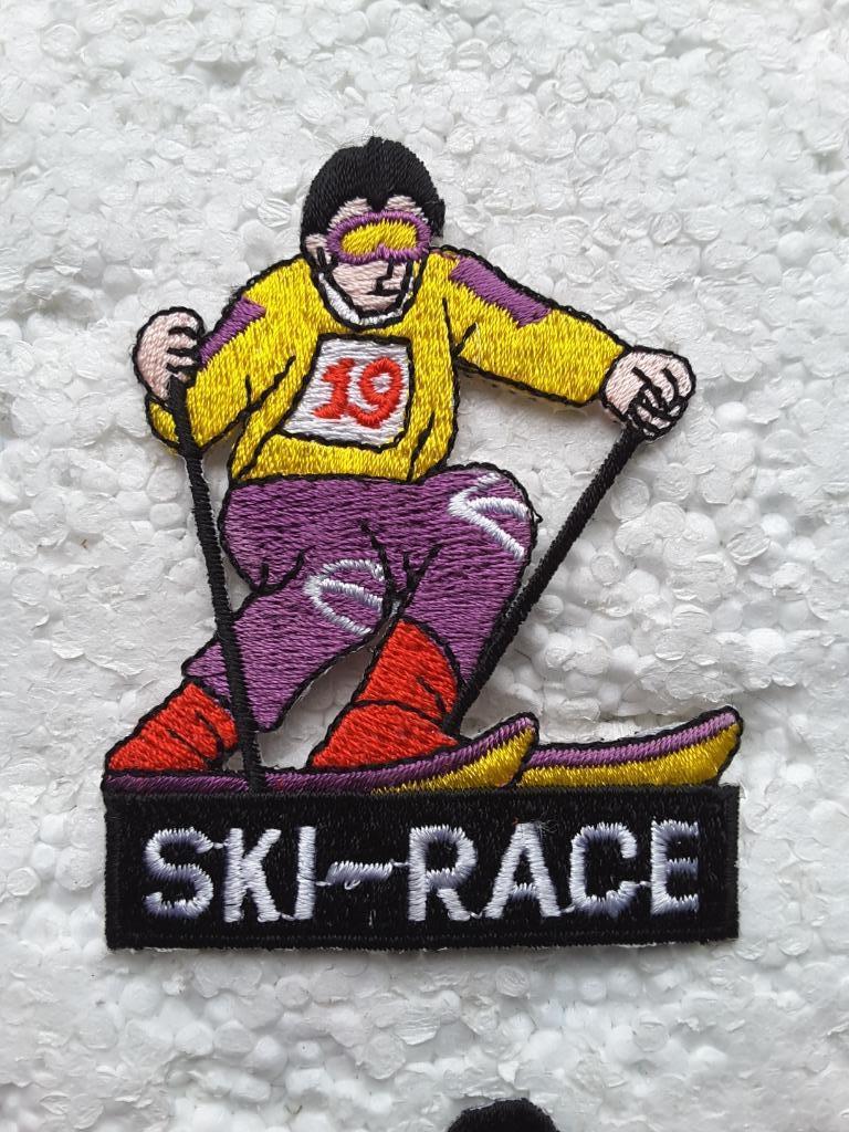 applique à coudre et/ou coller skieur jaune brun 78 x 61 mm, Enlèvement ou Envoi, Neuf
