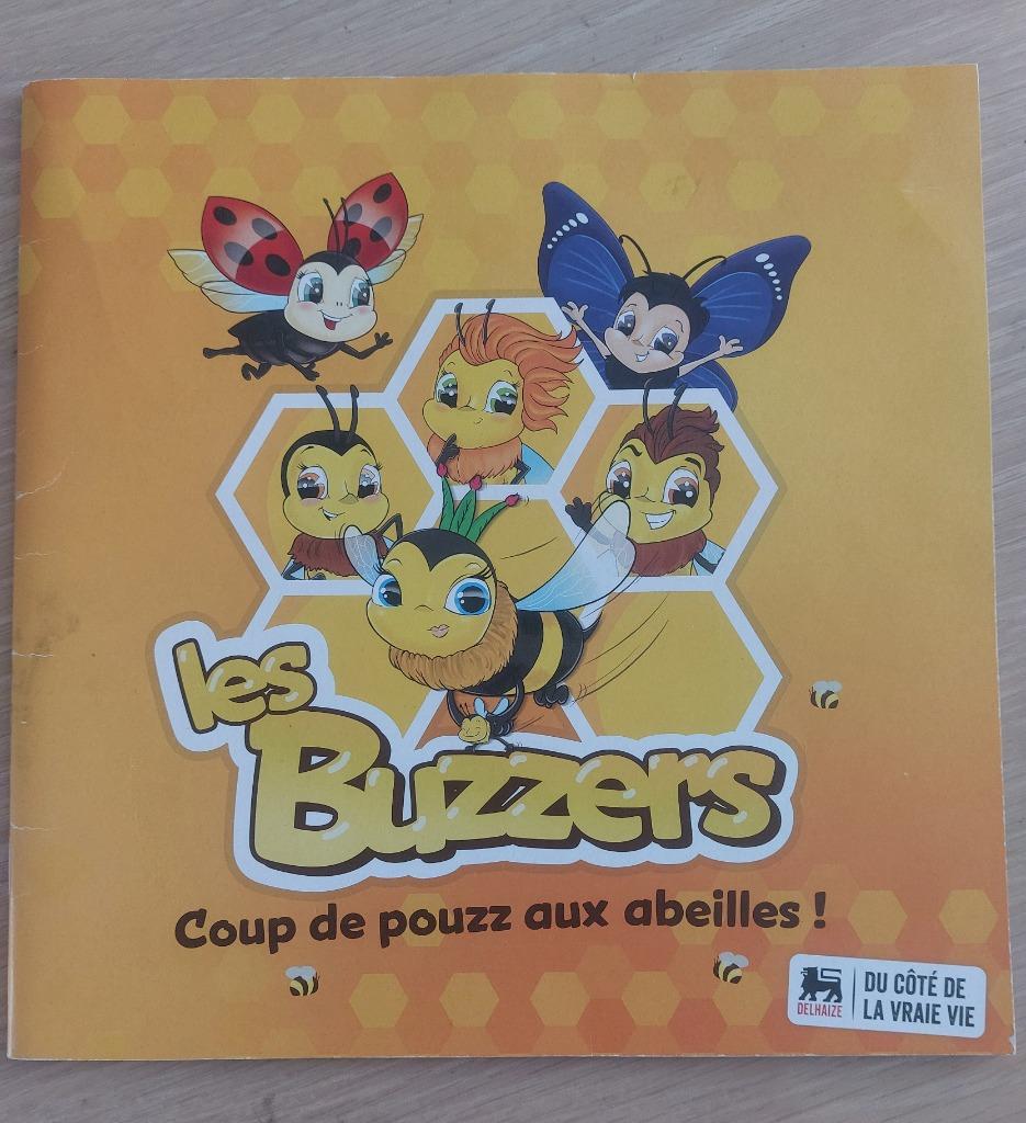Album Delhaize - Les Buzzers - Coup de pouzz aux abeilles !, Verzamelen, Overige supermarkten, Ophalen of Verzenden