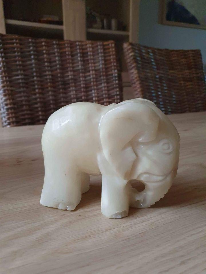 Statuette éléphant en albâtre / marbre, Antiquités & Art, Enlèvement