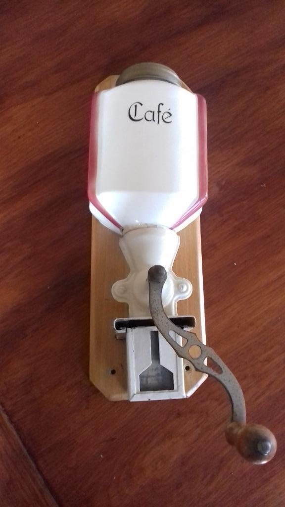 moulin à café antique, Enlèvement ou Envoi