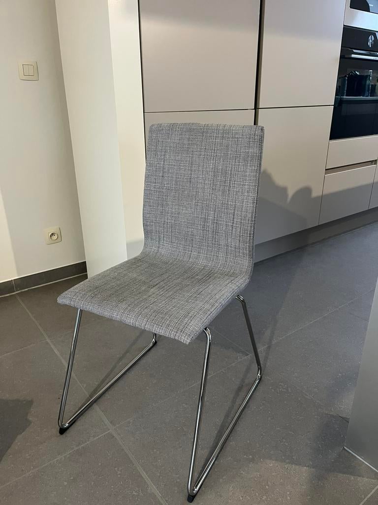 6 stoelen Ikea lichtgrijs, Huis en Inrichting, Stoelen, Ophalen, Zo goed als nieuw