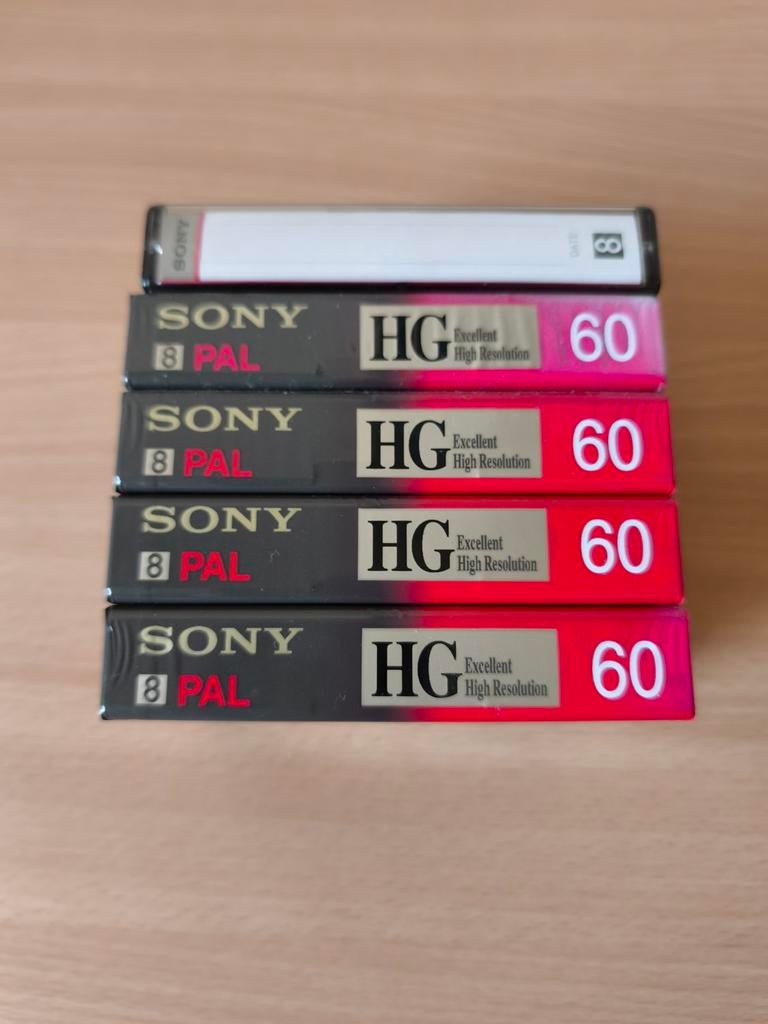 5x Sony Video8 60 min. (P5-60HG), TV, Hi-fi & Vidéo, Enlèvement ou Envoi, 8 mm, Cassette (vidéo)