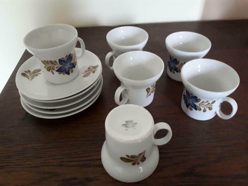 Kleine tas en ondertas, bloemmotief, Huis en Inrichting, Keuken | Servies, Ophalen of Verzenden, Zo goed als nieuw, Overige stijlen