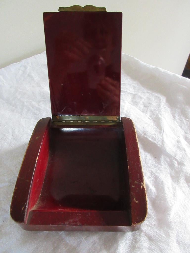 Oud doosje in hout kleur bordeaux oud sigarendoosje art deco, Ophalen