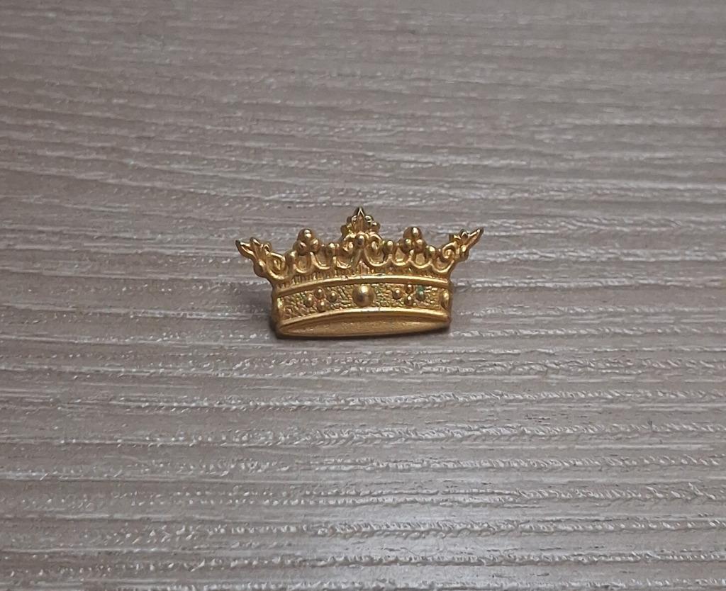 PIN - KROON - COURONNE - CROWN, Collections, Envoi, Utilisé, Autres sujets/thèmes, Insigne ou Pin's