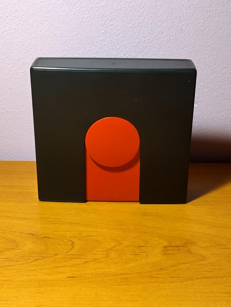 Boîte à disquettes pour 5 disquettes vintage année 90, Informatique & Logiciels, Enlèvement, Comme neuf