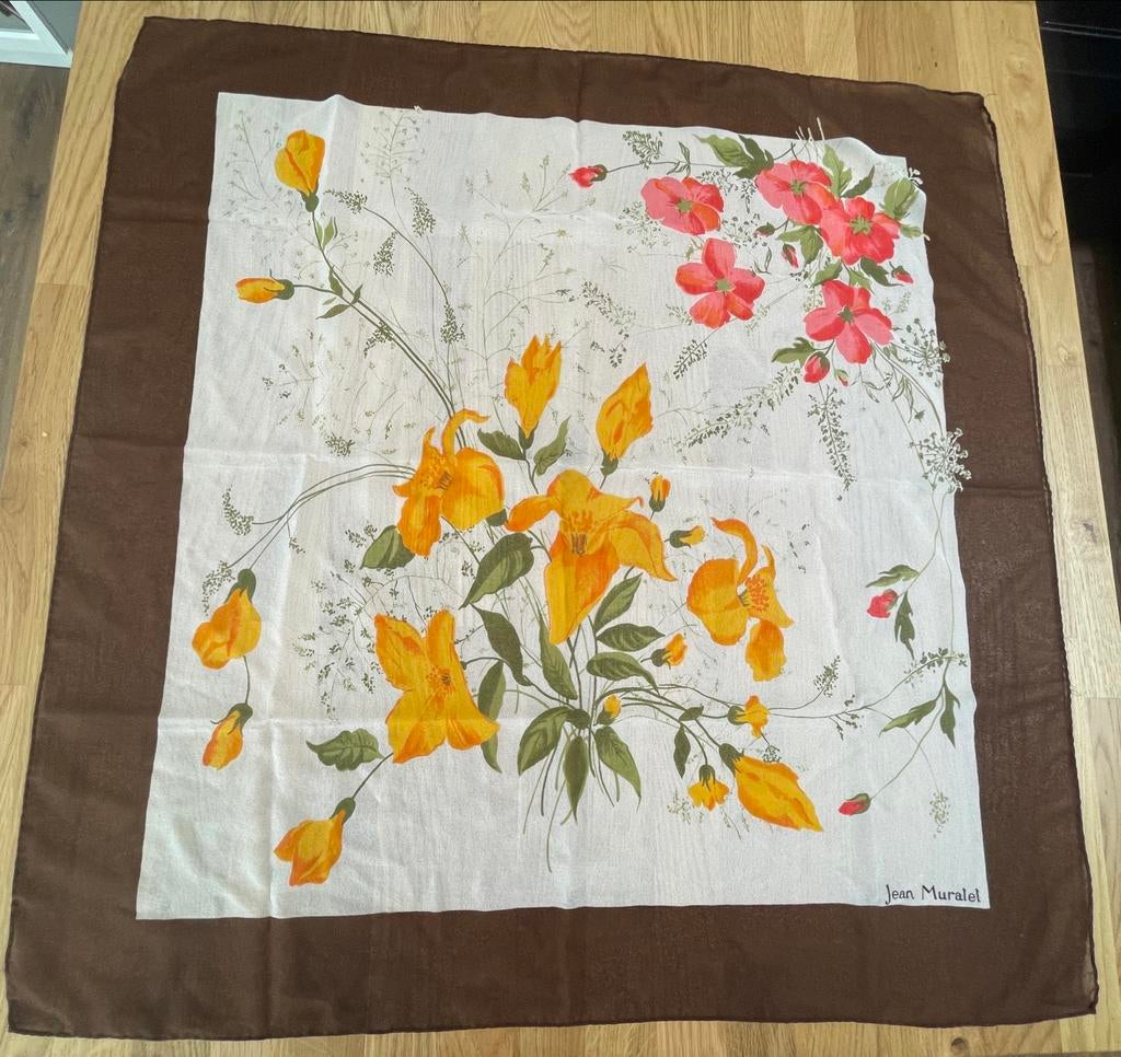 Foulard vintage Jean Muratet, Porté, Écharpe