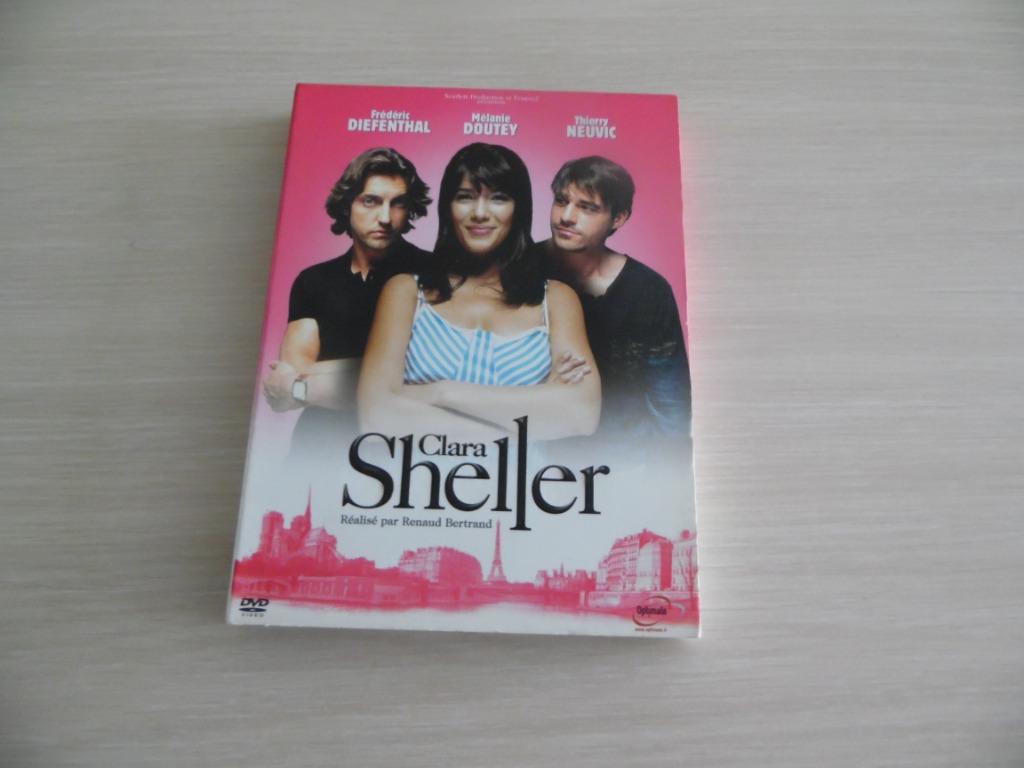 CLARA SHELLER SAISON 1, Enlèvement ou Envoi, Coffret, Comme neuf, Comédie