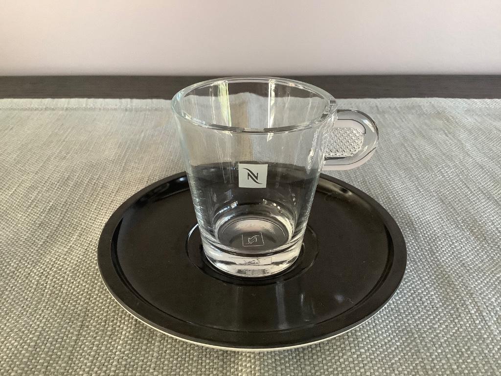 Nespresso kop en schotel, Ophalen of Verzenden, Zo goed als nieuw, Glas, Kop(pen) en/of Schotel(s)