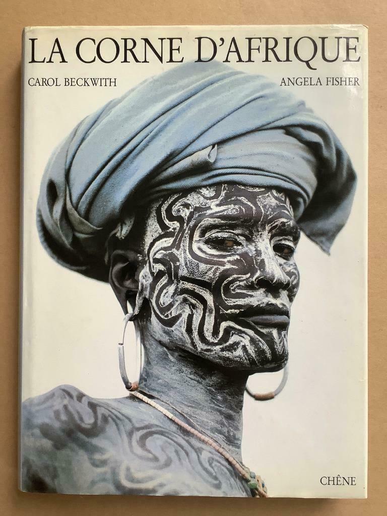 La Corne d'Afrique - Carol Beckwith & Angela Fisher, Enlèvement ou Envoi