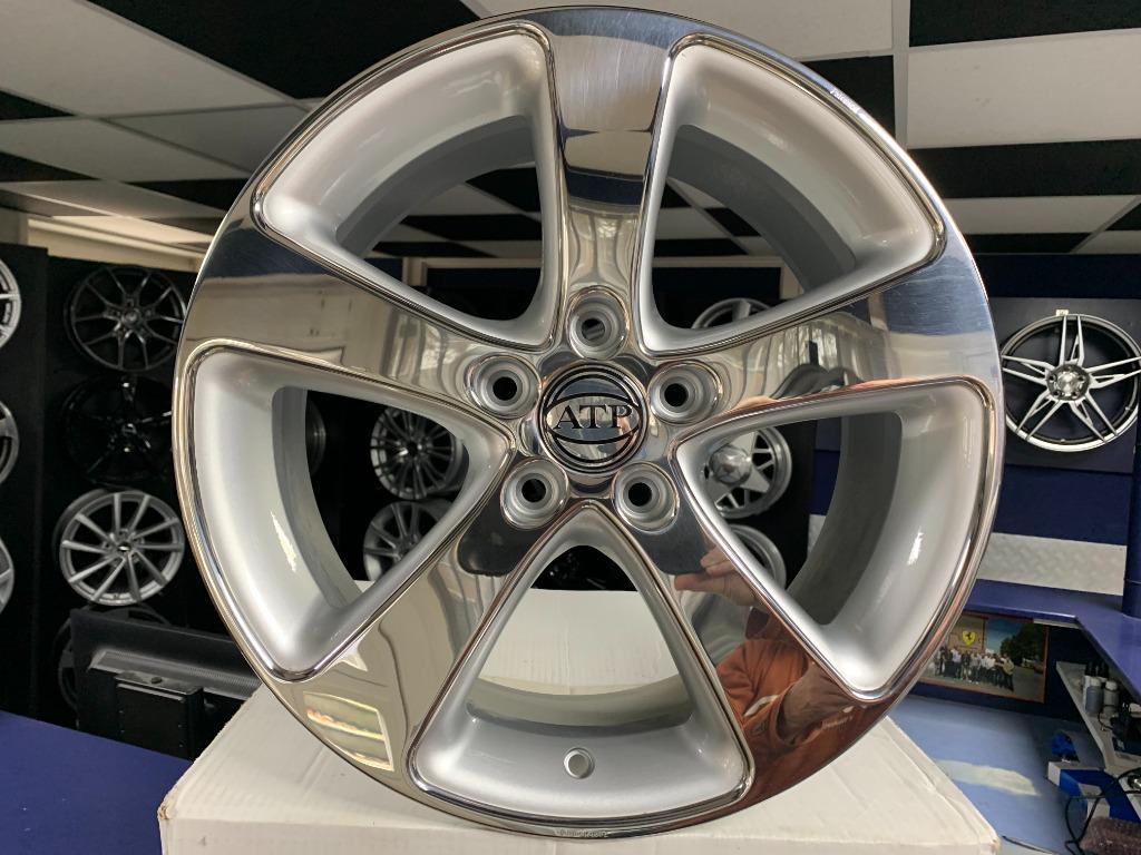 NIEUWE set 17 inch 5x112 zilver + RVS / Inox ATP sportvelgen, Neuf, Enlèvement ou Envoi, Pneus été, 17 pouces