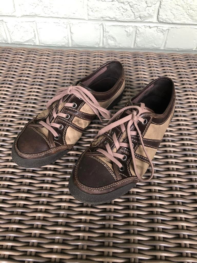 Chaussures femme Geox taille 40, Vêtements | Femmes, Chaussures, Enlèvement ou Envoi, Comme neuf