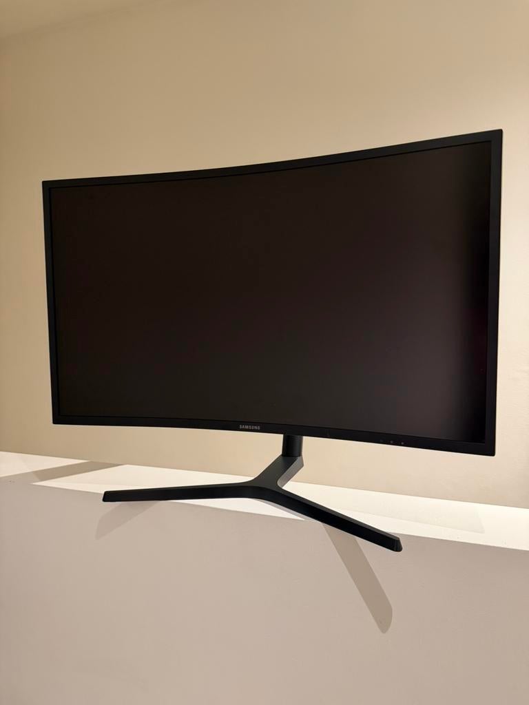 Samsung 32”  LC32HG70QQUXEN 144 Hz, Gaming, VA, Comme neuf, Samsung
