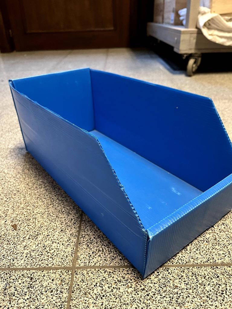 stockage bakjes, Ophalen