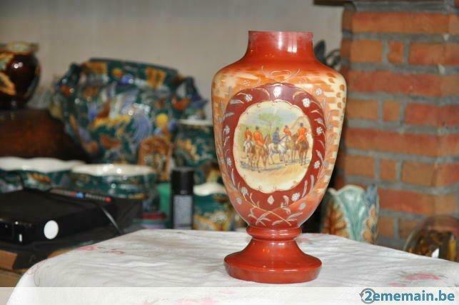 vase en opaline decor chasse a court, Enlèvement ou Envoi
