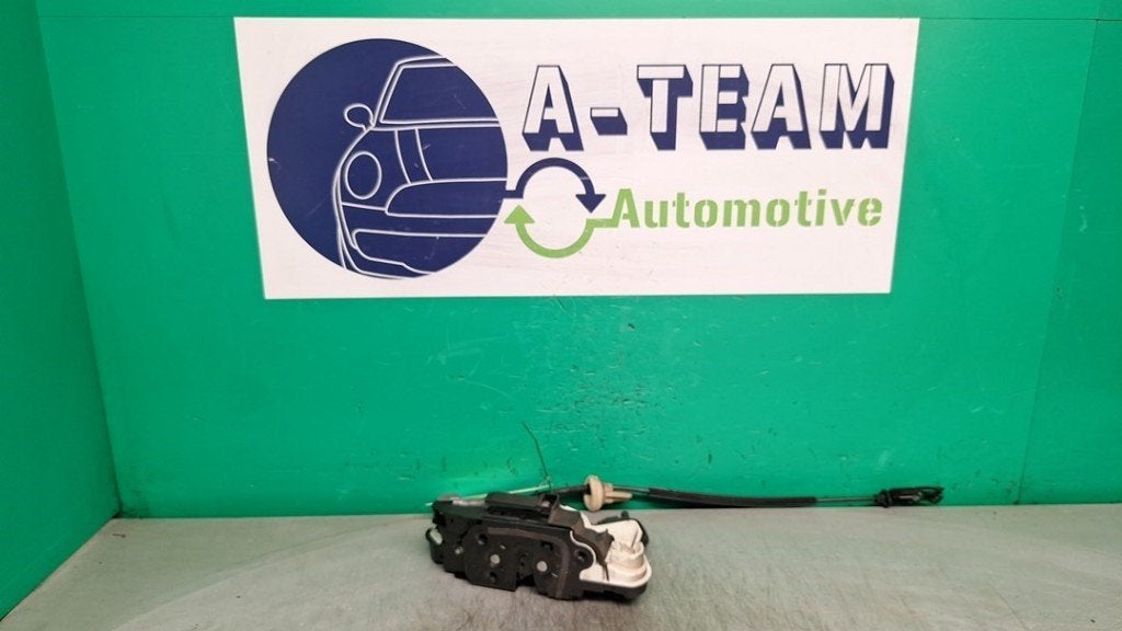 BARRE DE SERRURE DE PORTE AVANT GAUCHE Golf VI (5K1), Autos : Pièces & Accessoires, Autres pièces automobiles, Volkswagen, Volkswagen AG