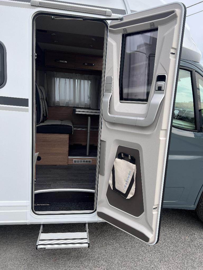 Weinsberg CaraSuite 650 MEG [SPICY] | Automatique | Modèle26, Caravanes & Camping, Camping-cars, Jusqu'à 4, Weinsberg, 6 à 7 mètres