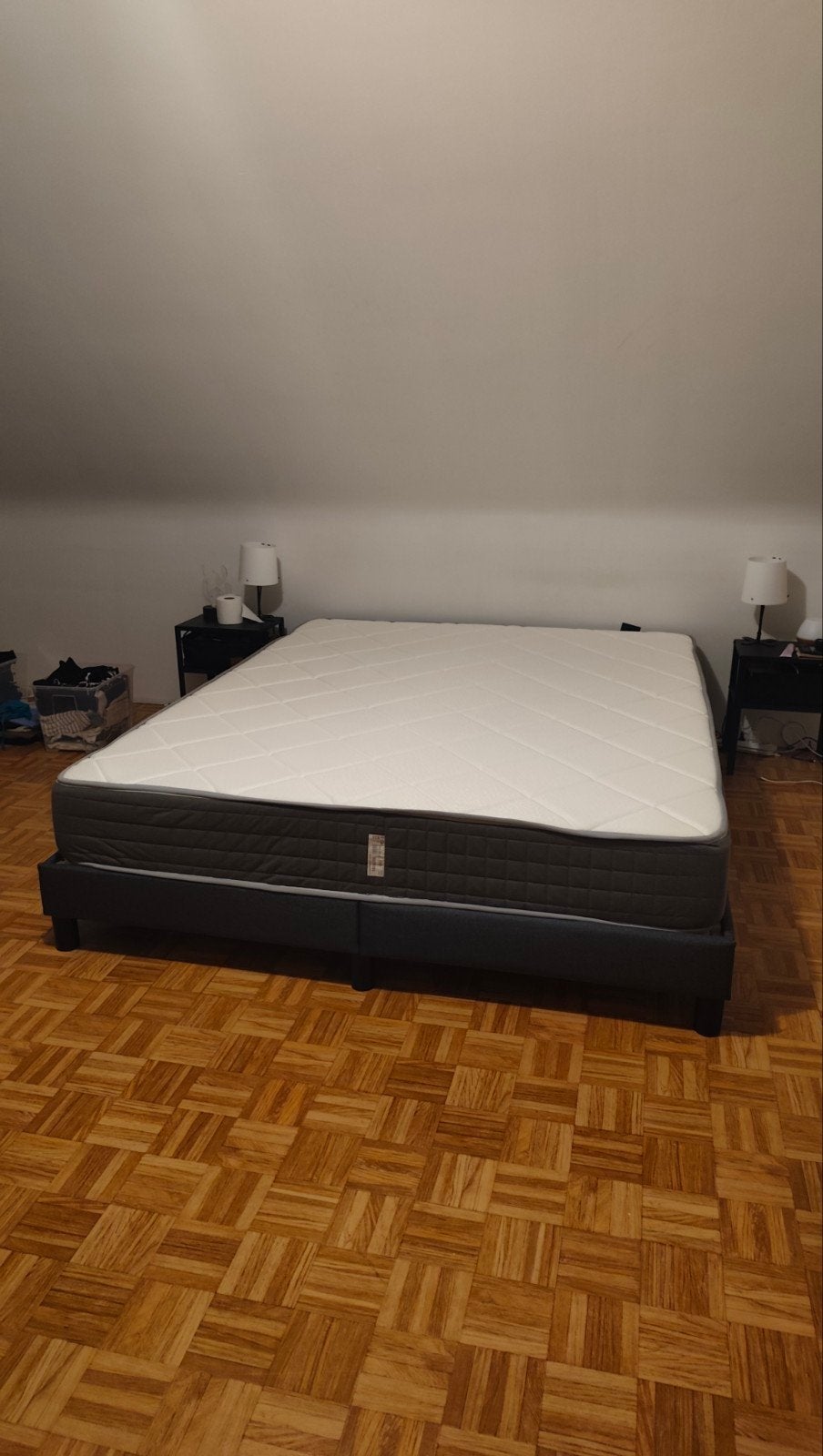 Bed 1.60x2m met matras, Ophalen, Tweepersoons, Zo goed als nieuw, 200 cm