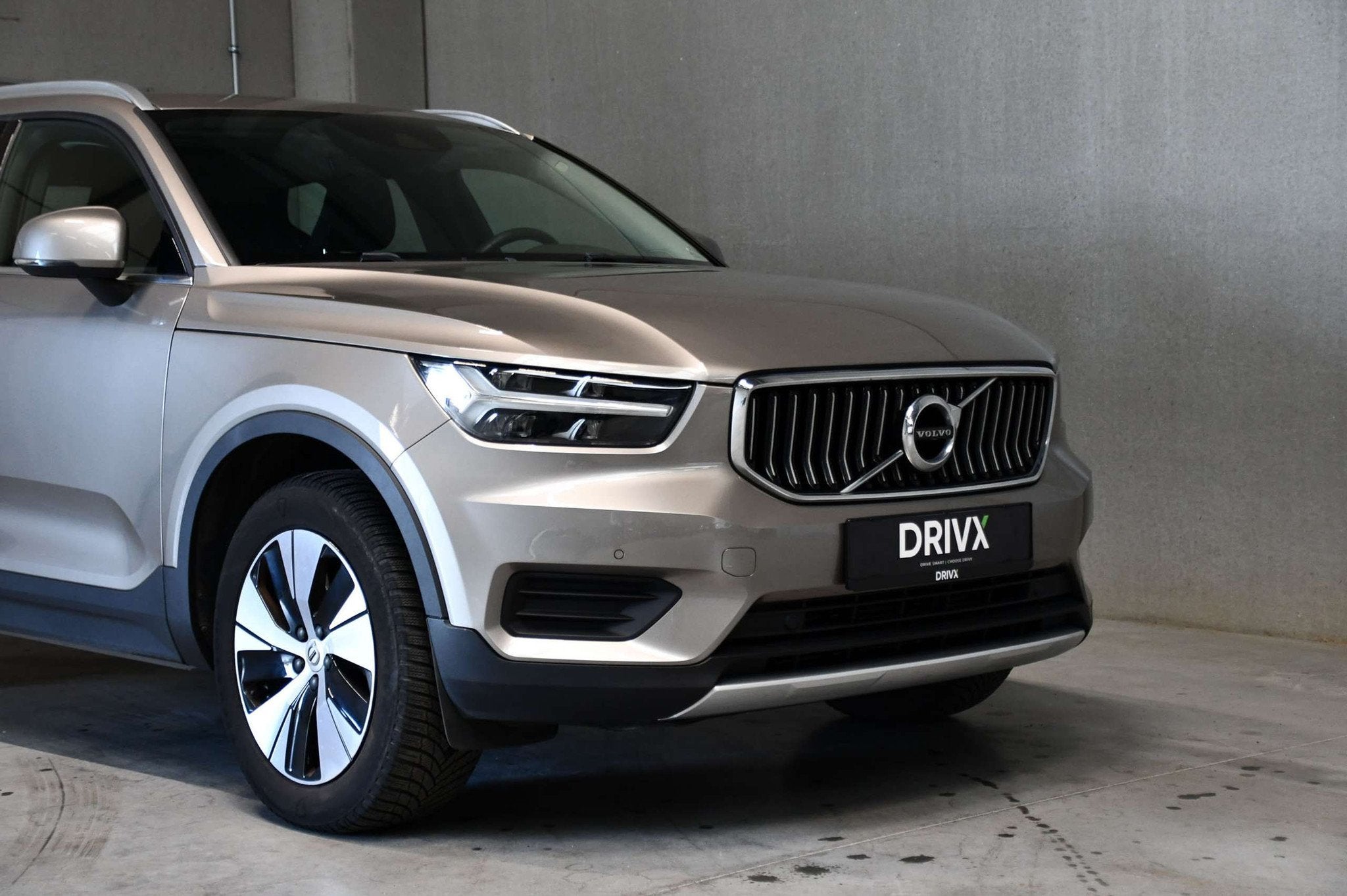 Volvo XC40 XC40 1.5 T5 PHEV I Inscription Expression I Camer, Autos, Argent ou Gris, Achat, Euro 6, Entreprise