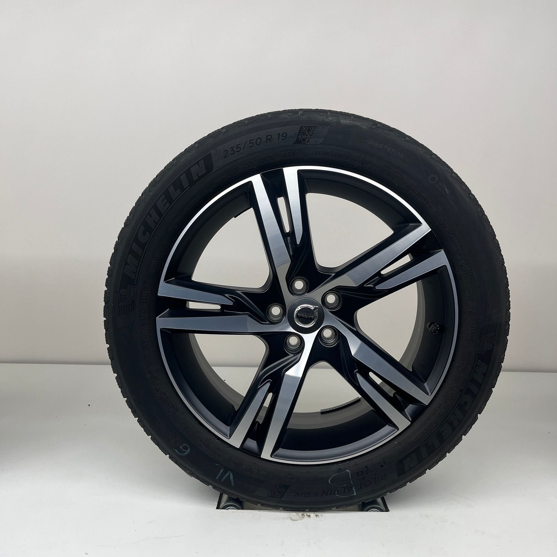 Volvo 19 inch - XC40 - winterbanden, Pneus et Jantes, Pneus hiver, Enlèvement ou Envoi, Véhicule de tourisme