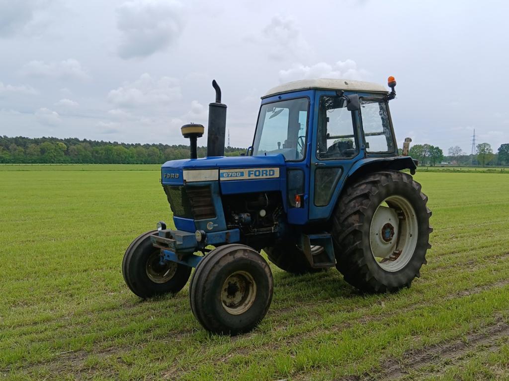 Ford 6700 met daul power, Zakelijke goederen, Landbouw | Tractoren, Ford, Ophalen
