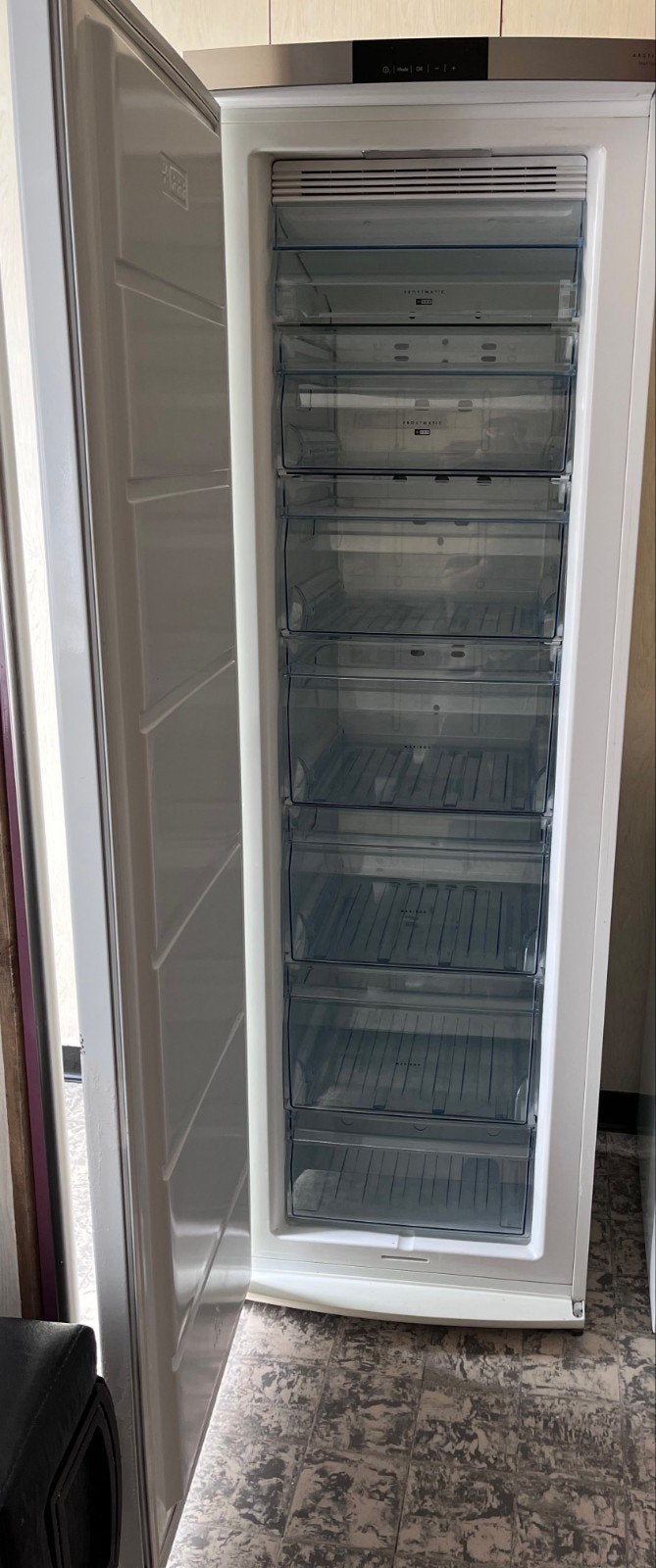 Diepvries AEG A++ No Frost 7laden, Elektronische apparatuur, Vriezers en Diepvrieskisten, Ophalen of Verzenden