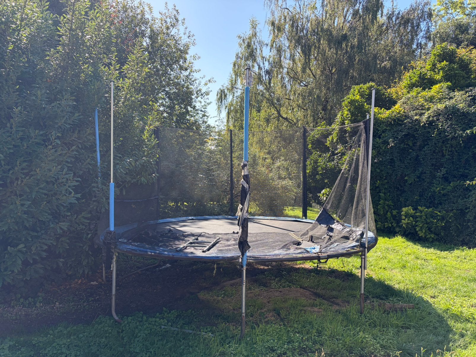 Trampoline, Enlèvement, Utilisé