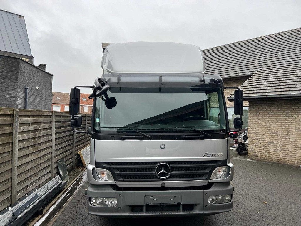 Mercedes - Atego 1229 RL/11.9 - Truck - 2010, Auto's, Overige brandstoffen, Mercedes-Benz, Bedrijf, Te koop