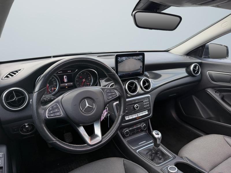 Mercedes-Benz CLA CLA 180 | 1.6 122cv | GPS | Toit ouvrant |, Autos, Mercedes-Benz, CLA, Achat, Entreprise, Boîte manuelle