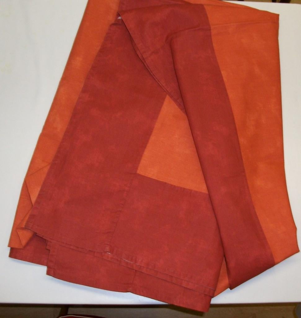 Te koop: Nieuw! Mooie grote rode doek, Huis en Inrichting, Ophalen, 200 cm of meer, Nieuw, 200 cm of meer
