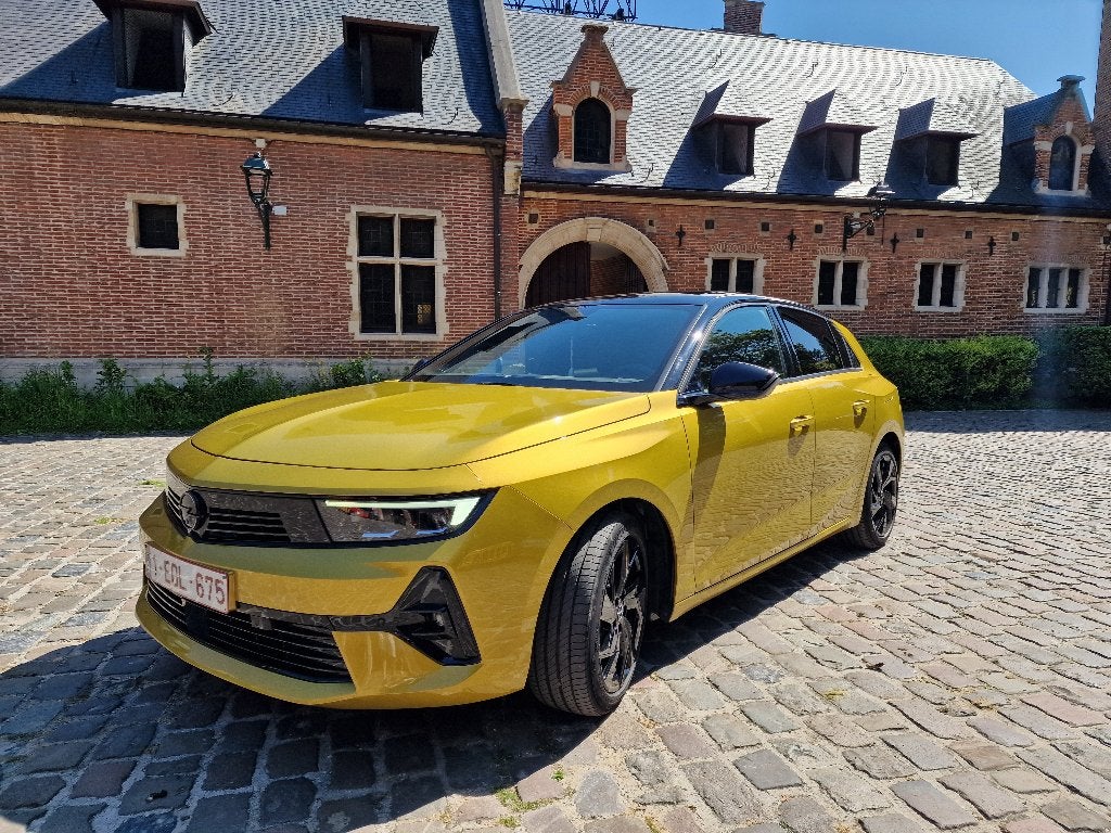 Opel Astra GS line hybride rechargeable de 180 CV, com, Autos, Opel, Particulier, Astra, Caméra 360°, ABS, Caméra de recul, Phares directionnels