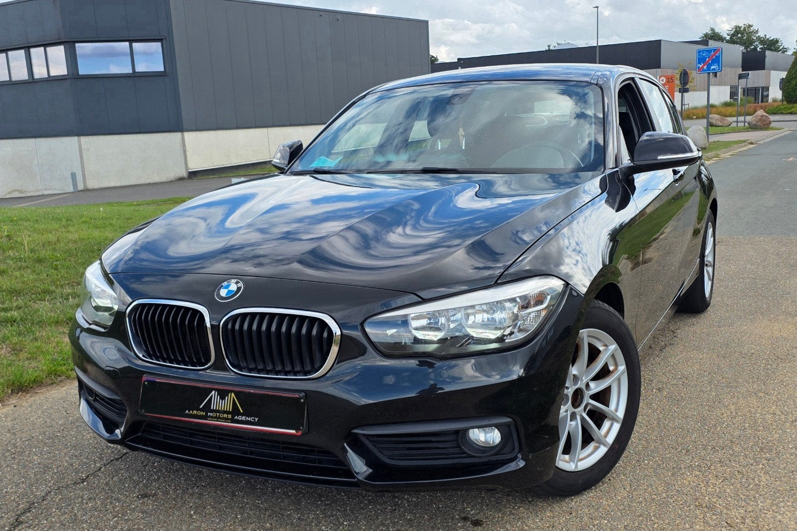 BMW 116D - 2016 / 92.000KM / EURO 6B, Autos, Achat, Euro 6, Entreprise, Noir