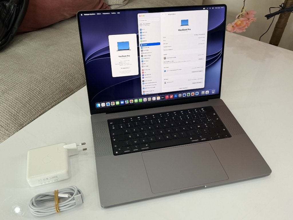 Macbook Pro 16 - M2 Max / 32 GB / 500 Go SSD, Informatique & Logiciels, MacBook Pro, 32 GB, Comme neuf, Enlèvement