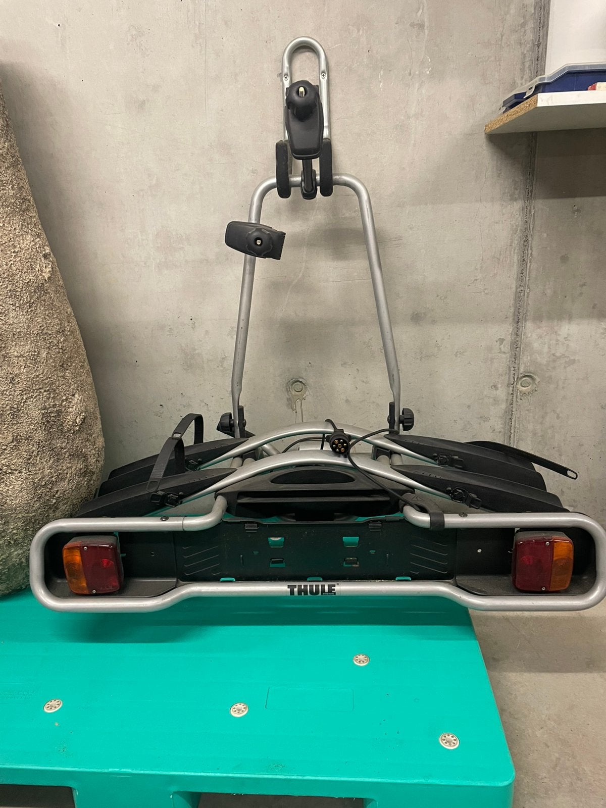 Thule fietsendrager, Ophalen, Zo goed als nieuw
