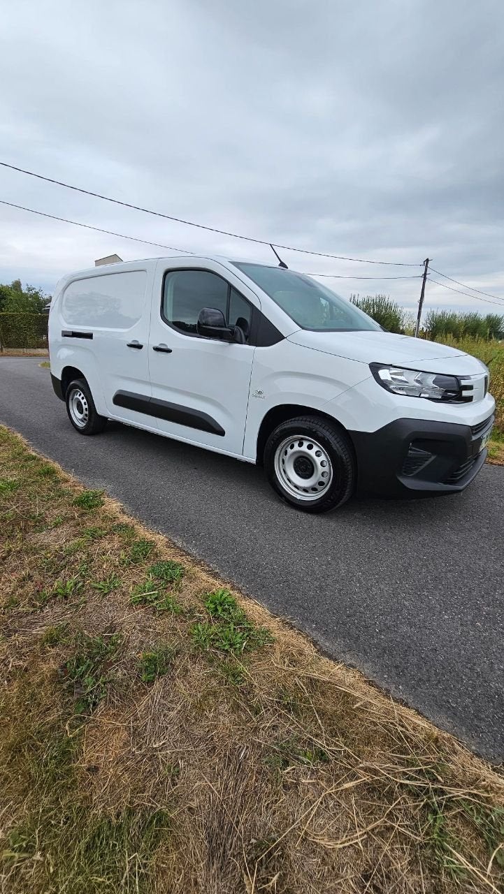 Peugeot Partner L2H1/XL (année de construction 2025), Achat, Euro 6, Entreprise, 131 ch