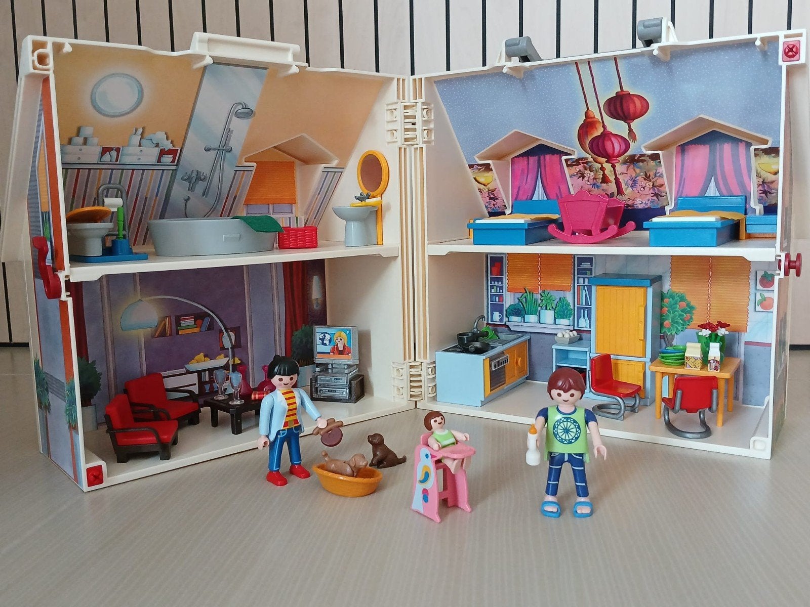Playmobil 5167 - Maison de poupées transportable, Enfants & Bébés, Jouets | Playmobil, Bâtiment, Comme neuf, Kit complet, Enlèvement