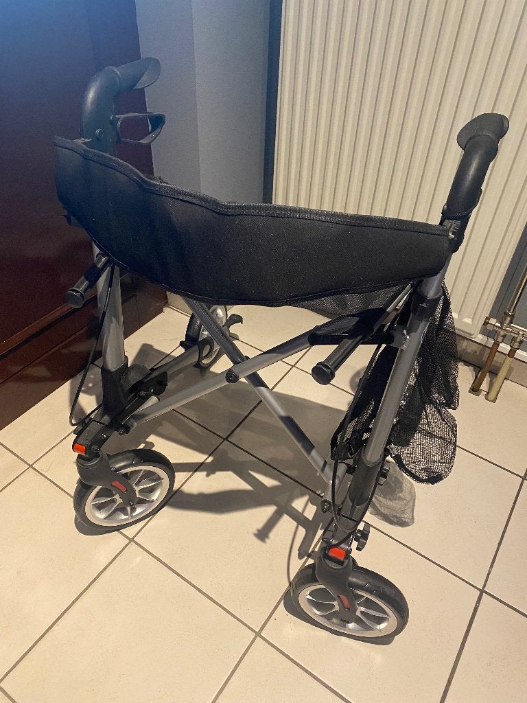 Rollator, Ophalen, Opvouwbaar, Zo goed als nieuw