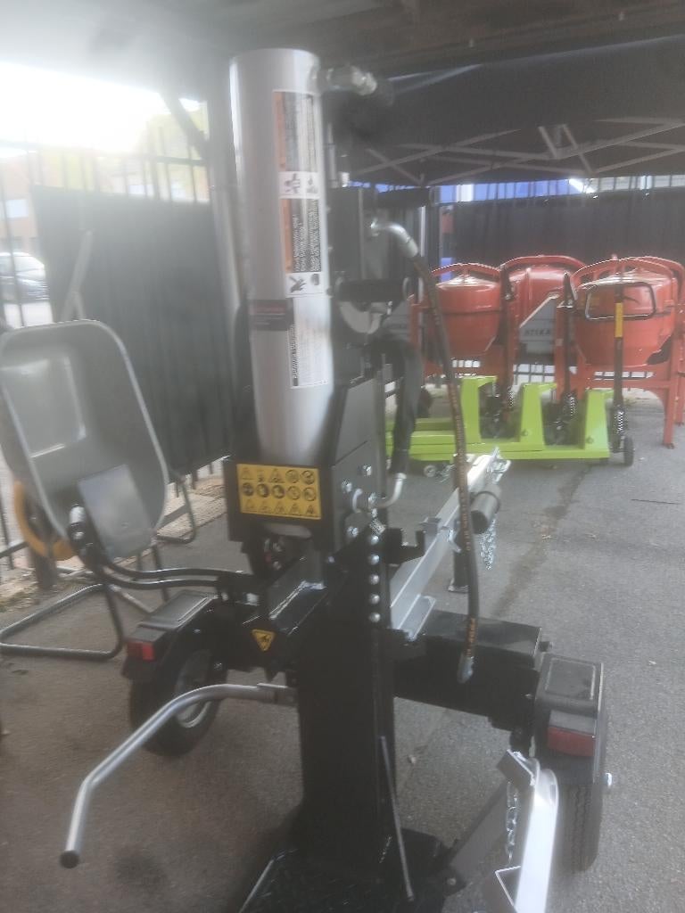 TE HUUR kliefmachine 35 ton te huur, Enlèvement ou Envoi, Bûches