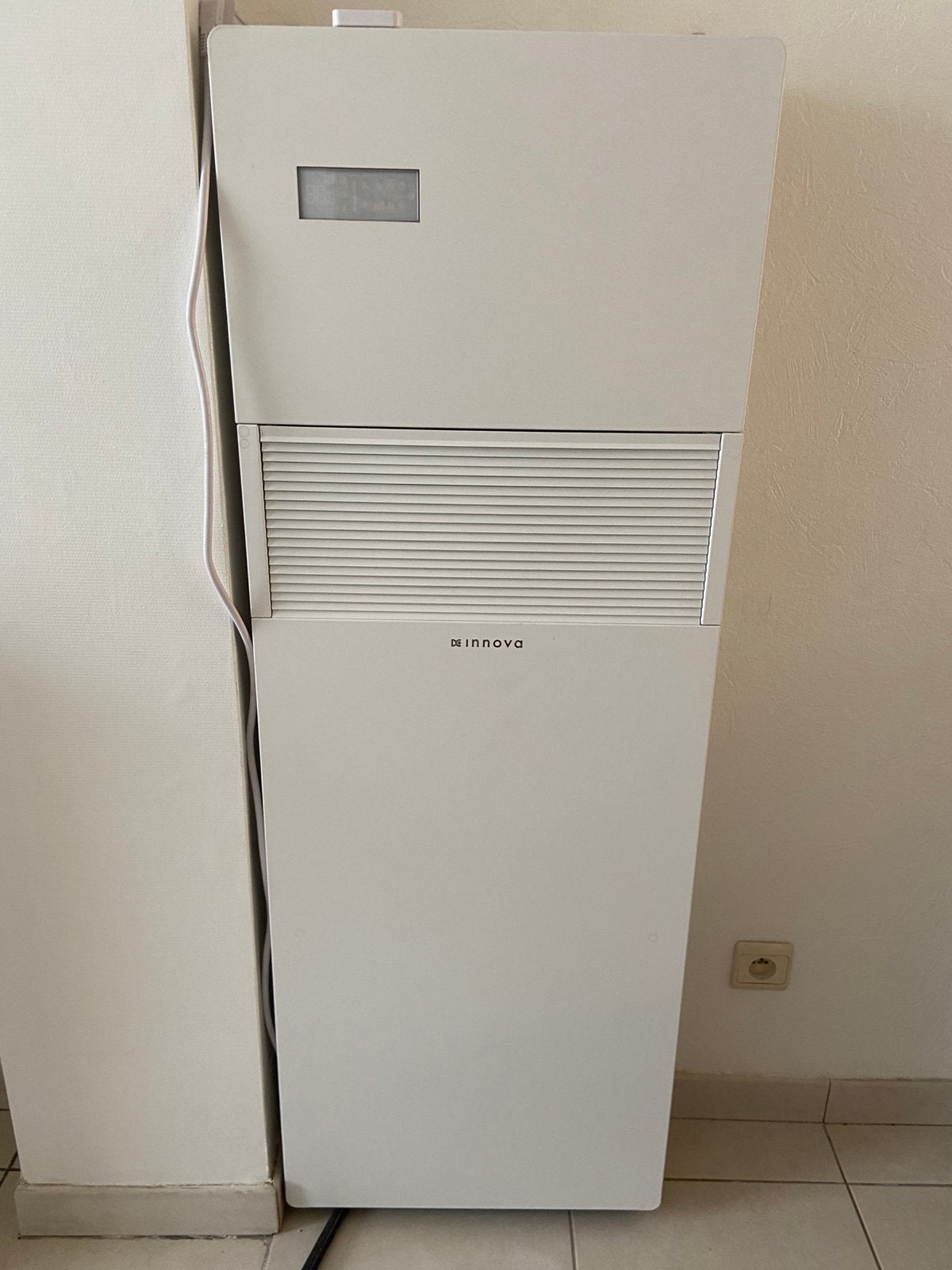 AIRCO INNOVA (zonder buitenunit), Ophalen, Zo goed als nieuw, Koelen en Ontvochtigen, Wandairco