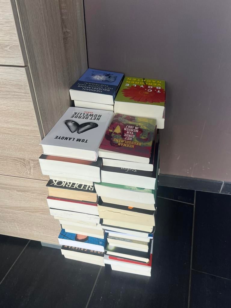 Collectie van 64 boeken romans, thrillers, …, Ophalen of Verzenden, Gelezen, Verschillende onderwerpen