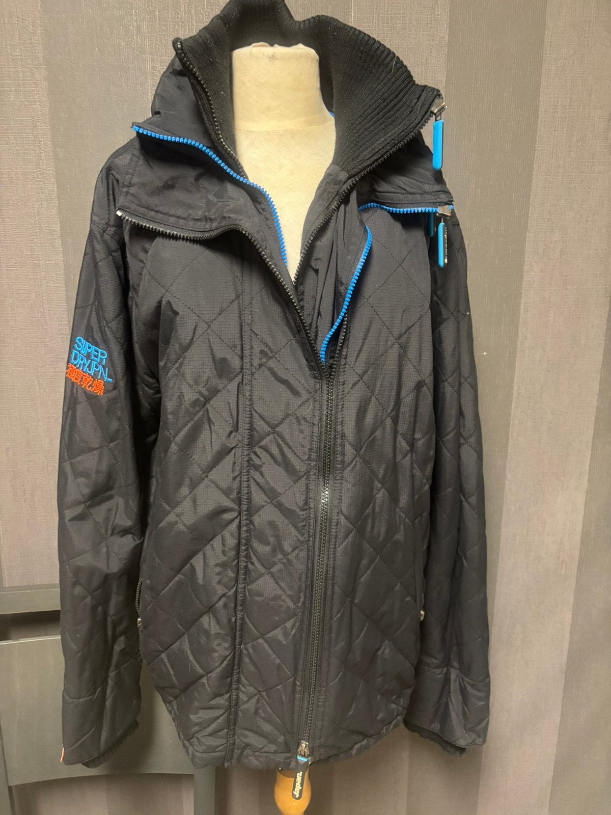 Vest, Kleding | Heren, Ophalen, Zo goed als nieuw, Maat 56/58 (XL), Zwart