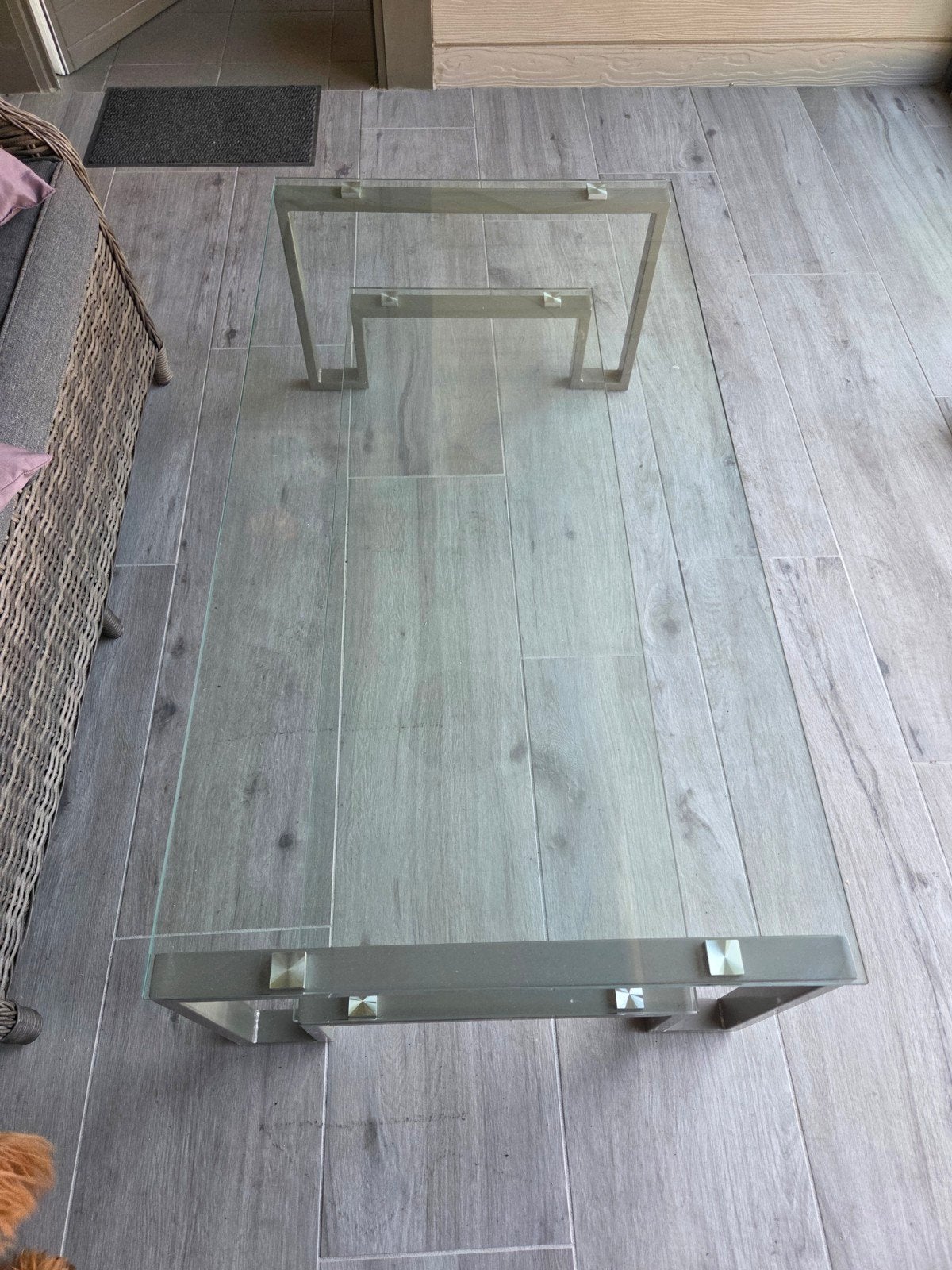 Salontafel, Ophalen