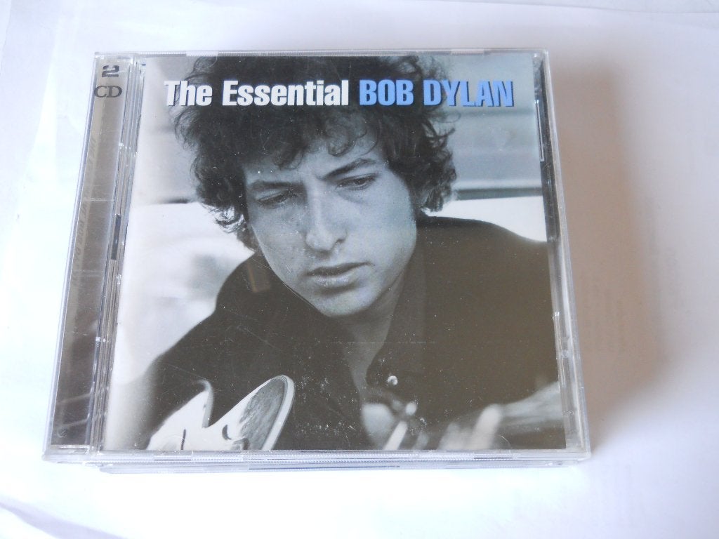 2 CD S - BOB DYLAN - THE ESSENTIAL, Cd's en Dvd's, Pop, Ophalen of Verzenden, Zo goed als nieuw, Verzamelalbum