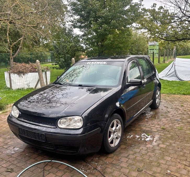 Volkswagen Golf 4 1.8, Auto's, Zwart, Handgeschakeld, Golf, Particulier