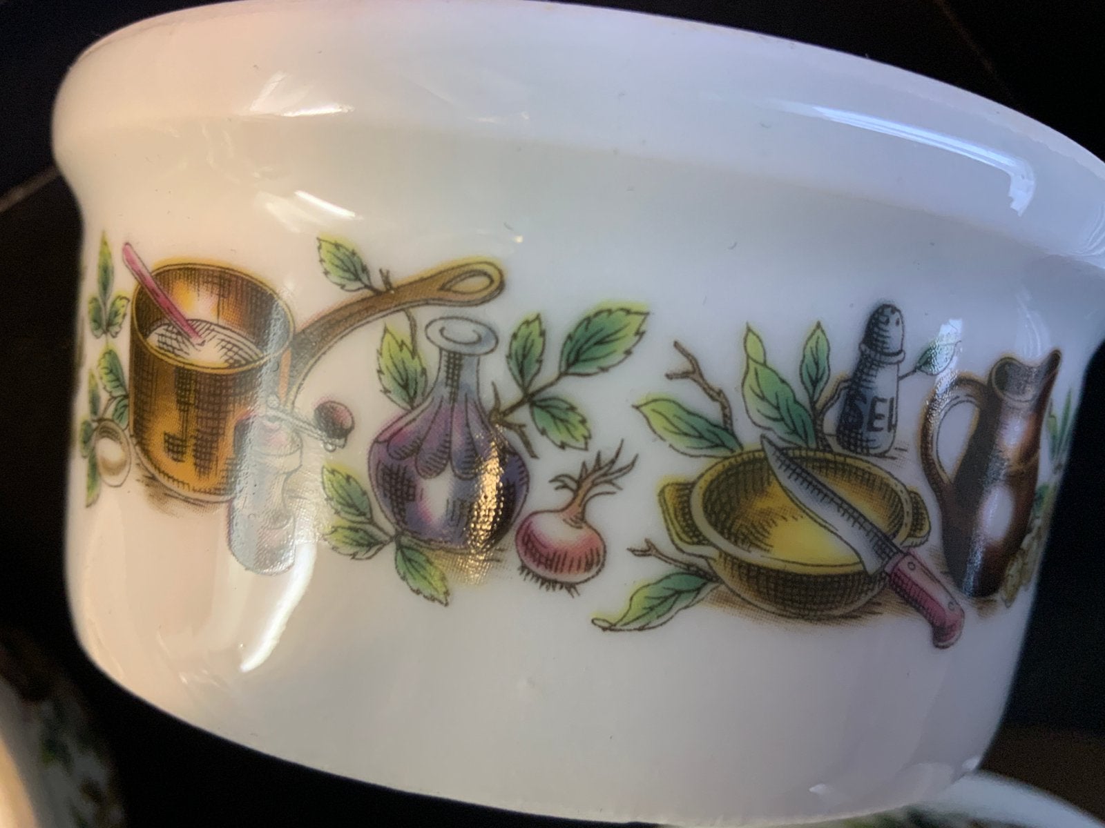 12 plats à soufflé en porcelaine de la marque Aplico, Enlèvement