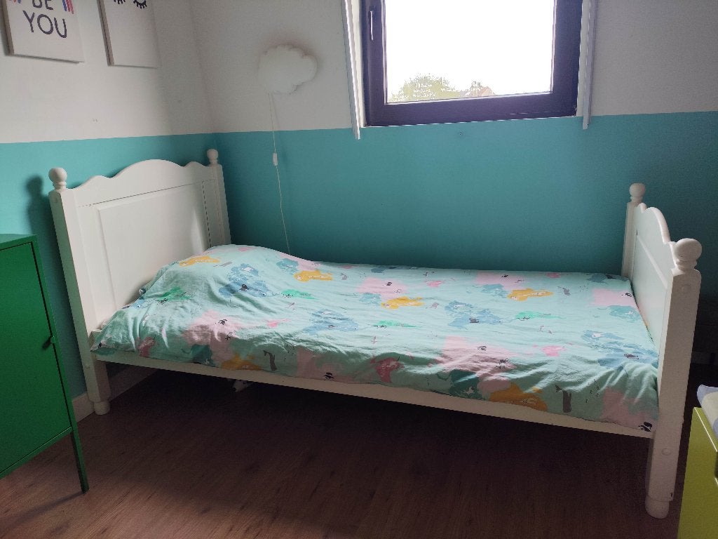 Wit éénpersoonsbed (90 x 200), Enfants & Bébés, 85 à 100 cm, Sommier à lattes, Enlèvement, 180 cm ou plus