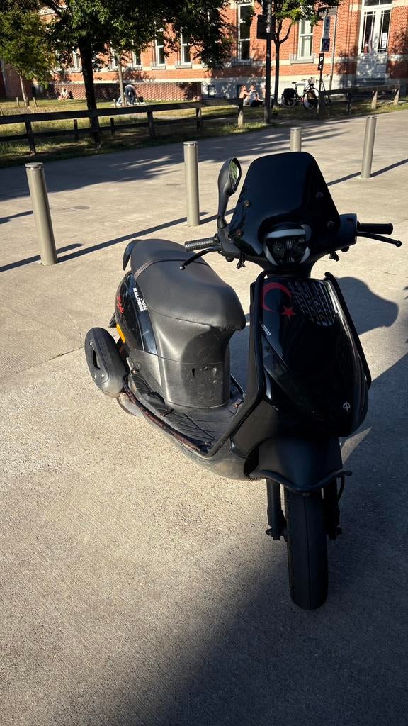 Classe Piaggio Zip A, Vélos & Vélomoteurs, Scooters | Piaggio, Comme neuf, Zip, Classe A (25 km/h), Essence, Enlèvement